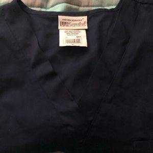 New (without tags) Scrub Top